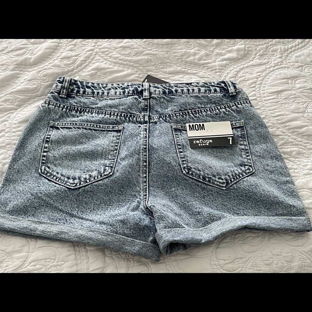 Refuge Jean shorts - Picture 4 of 6